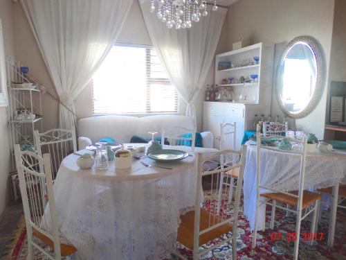 Au Plais De Langebaan at Palm Tree Villa