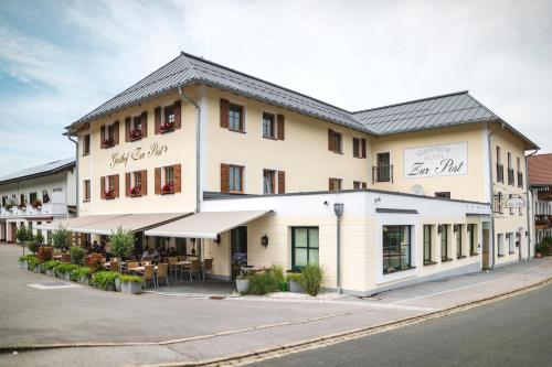 Gasthof - Hotel Zur Post - Neukirchen am Teisenberg