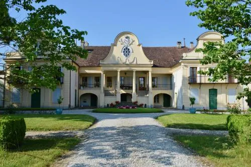 Château de Mathod Chambres d'hôtes in Mathod, Schweiz