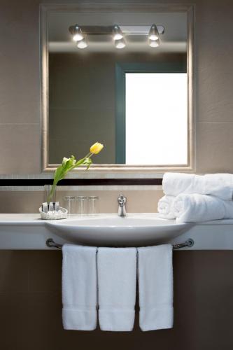 Hotel Plaza Cavana - image 11