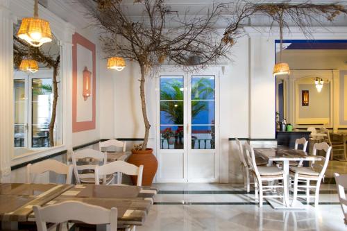 Food and beverages, Hotel Plaza Cavana in Nerja