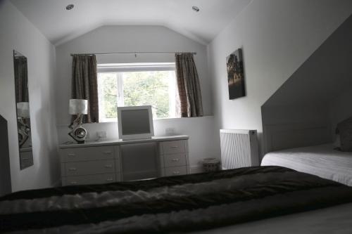 La Suisse Serviced Apartments - image 5