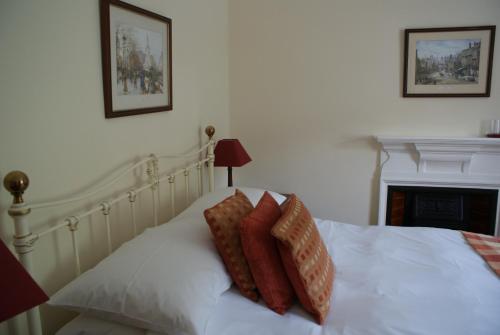 Longmead House - image 5