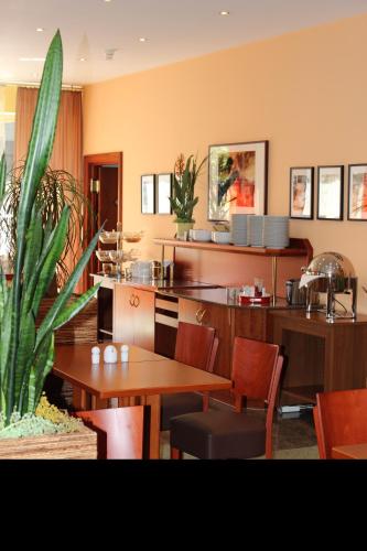 Hotel Servatius - image 3