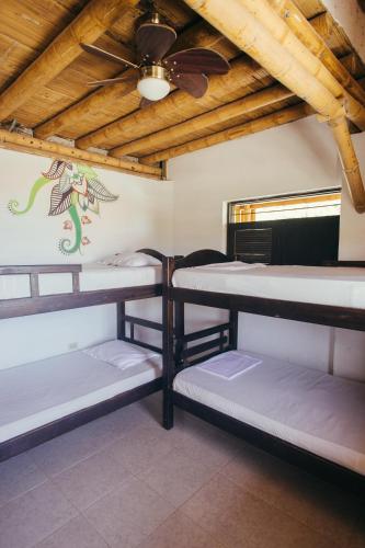1 twin bed