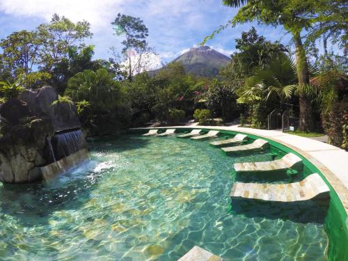 Paradise Hot Springs