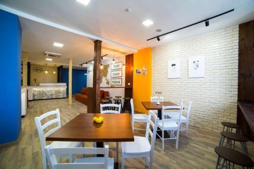 Общая зона отдыха/ТВ, DREAM Hostel Poltava in Полтава