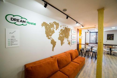Общая зона отдыха/ТВ, DREAM Hostel Poltava in Полтава