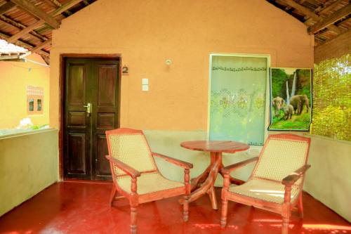Natural Cabanas Bed and Breakfast in Tangalle