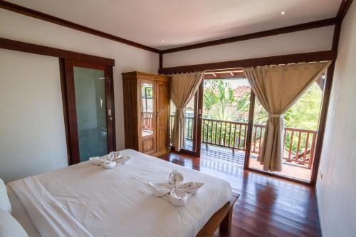 Five-Bedroom Villa with Private Pool image 10