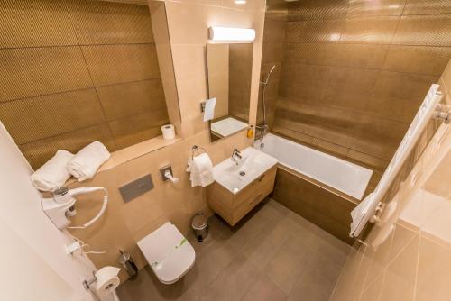 UBA Accommodation Aparthotel - image 9