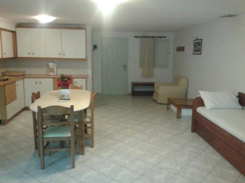 Milos Bay Suites - main image