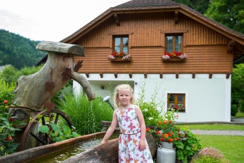  Oberbach in Strohmarkt