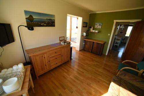 Sudur-Bár Guesthouse - image 6
