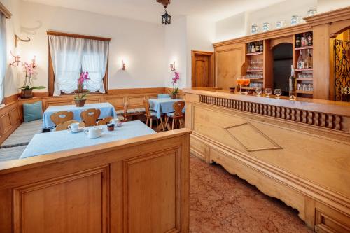 Pub/Lounge, Hotel Al Larin in Cortina d'Ampezzo