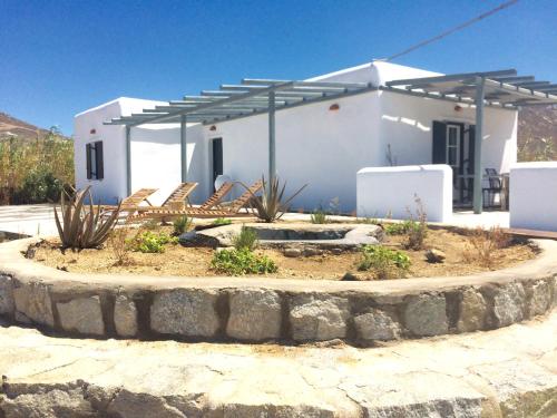  Ftelia Beach House in 84600 Ftelia
