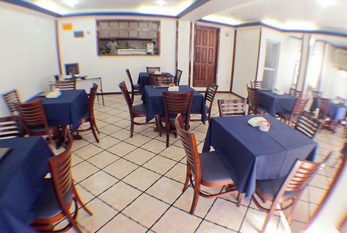 Shalako Hotel Set in a prime location of Vitoria da Conquista (Bahia), Shalako Hotel puts everything the city has to offer just outside your doorstep. The property offers a high standard of service and amenities to