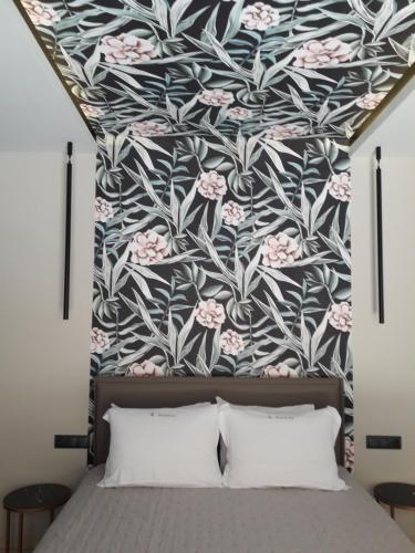 4 Seasons Luxury Apartments 1