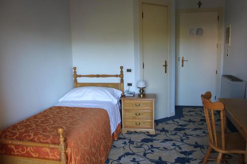 Hotel Girasole - image 10