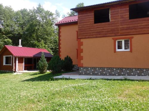 Kreitser - Accommodation - Lazeshchyna