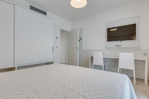 Hotel Ambassador - image 5