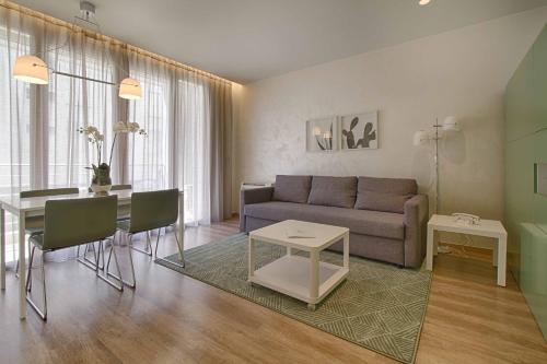 The Rooms Apartments Tirana - image 2