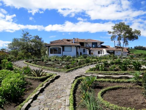 Sierra Alisos Hotel de Campo