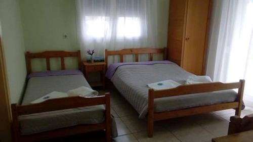 Standard Double Room with Sea View image 3