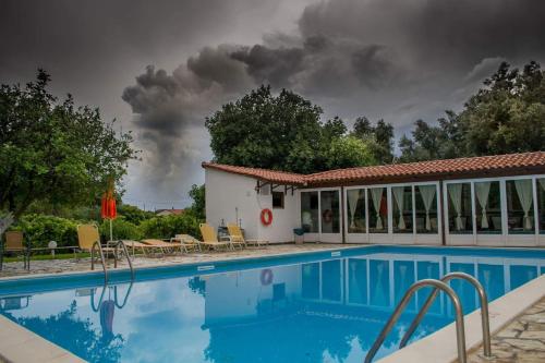 Marketos Apartments - Naturist Beach