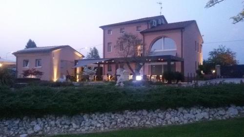 Agrialloggi La Palazzina - Accommodation - Curtarolo