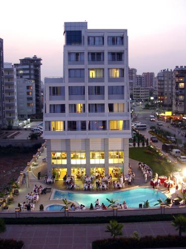 Blue Garden Hotel - 숙소 외관