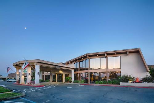 Red Lion Hotel Redding - image 10