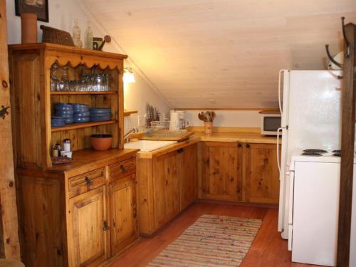Riverside Meadows Cabins
