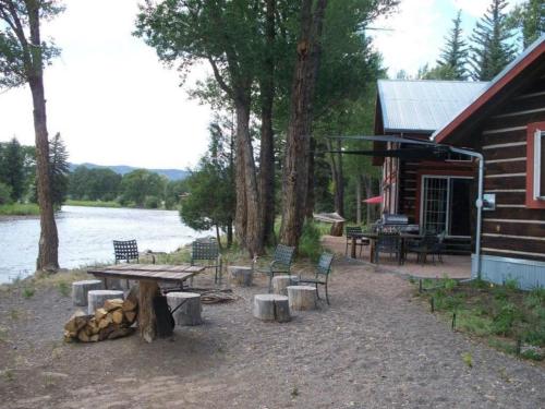 Riverside Meadows Cabins - 편의 시설/서비스