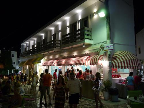 Xenia Hotel - image 4