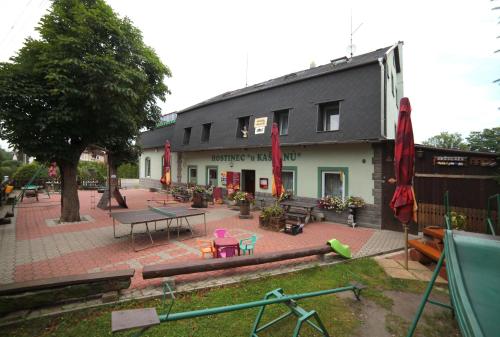 外部景觀, U栗子酒店 (Pension U Kastanu) in 卡羅維瓦利郊區