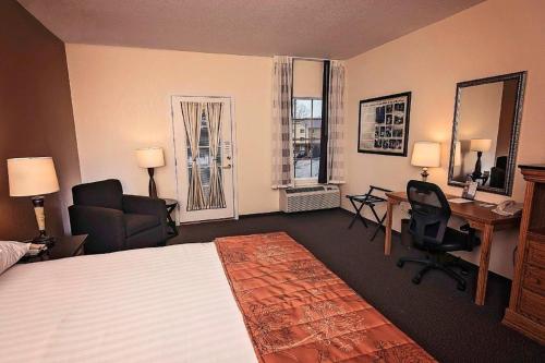 Marv Herzog Hotel - main image