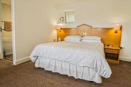 Annexe at Gosfield Lake 5