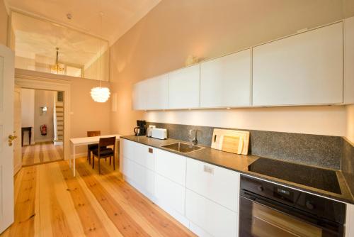 レーリング Schloss Retzow Apartments 4つ星 ゲストハウス 眺望