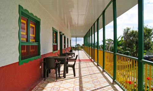 Exterior view, Hostal Casa de Los Taitas in Salento
