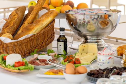 Cave Bianche Hotel - image 3