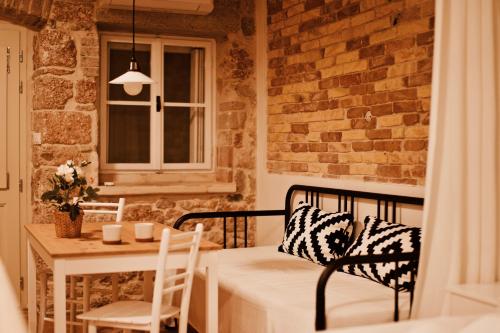 TeGo's Stone House