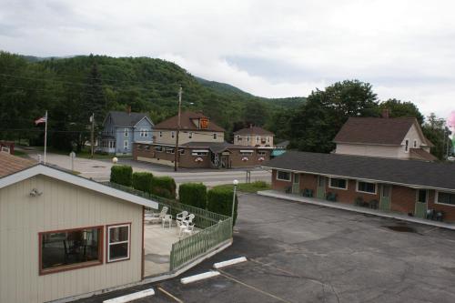 Northern Peaks Motor Inn - 주변 환경