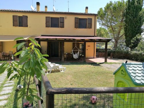 Vaade, il Gelso Nero in Osimo