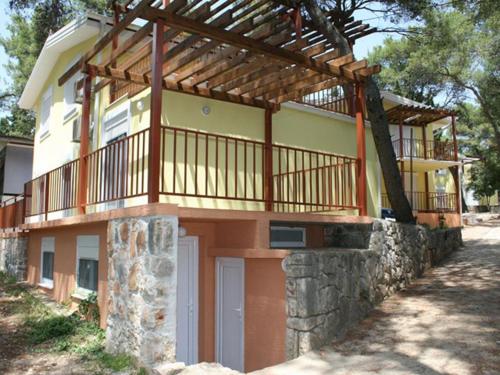 Apartment in Vrboska 