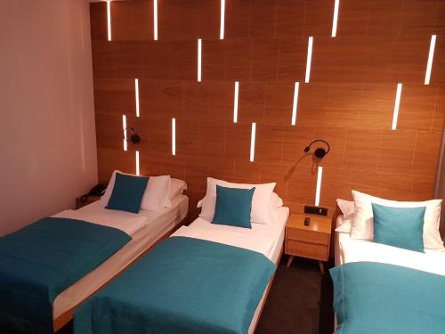 Hotel Sana - main image