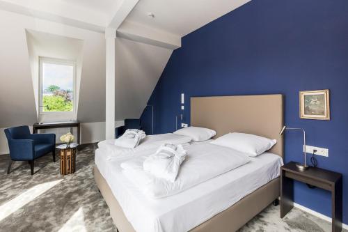 Hotel Villa Grunewald 1.4km von Badehaus entfernt