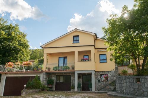 Accommodation in Zvoneća