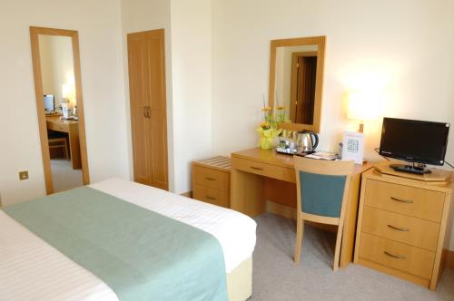 Carousel Hotel - image 11