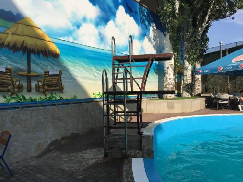 Svømmebasseng, Hotel Karavella Завжди є світло! in Mykolajiv